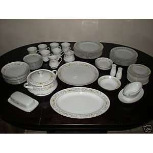  58 piece Florentine China Set Made by Fine China of Japan 