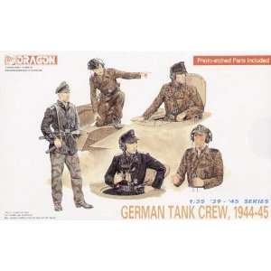  6014 1/35 German Tank Crew 44 45 (5): Toys & Games