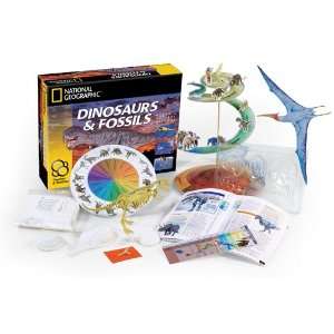   National Geographic Dinosaurs & Fossils Experiment Kit: Toys & Games