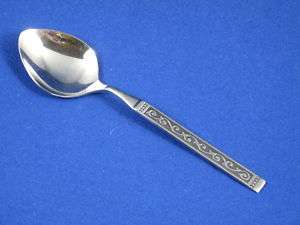 Oneida 1881 Rogers   SPANISH COURT   Teaspoon  