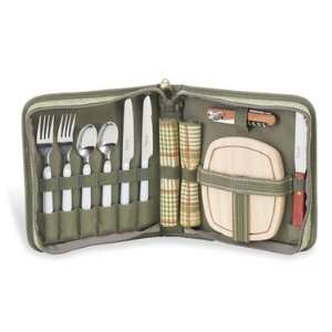  Picnic at Ascot Impulse Deluxe Olive Wine and Cheese Set 