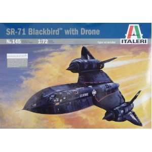  Italeri 172 SR71 Blackbird with Drone Toys & Games