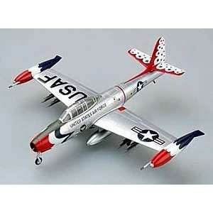  MRC Easy Model F 84G USAF Air Demo Team Thunderbirds: Toys 