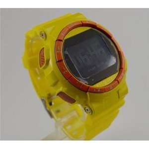   Unlocked GD920 Wrist Watch Cell Phone Quad Band Yellow: Cell Phones
