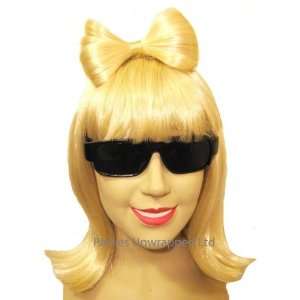  Lady Gaga Wig, Bow & Glasses Fancy Dress Kit   Short Toys 
