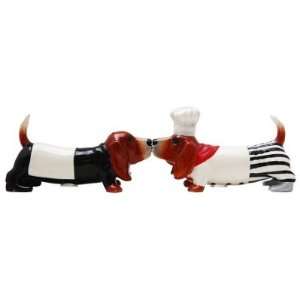 Basset Hounds Dogs Kissing Magnetic Salt & Pepper Shakers:  
