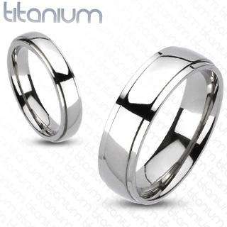 Special Titanium Beveled Wedding Band / Ring   Nice  