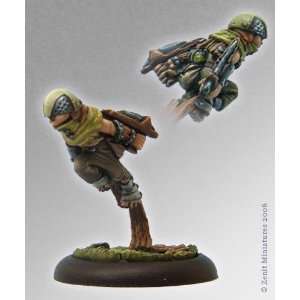   : Zenit Fantasy Miniatures   Orphans: Grasshoppers (2): Toys & Games