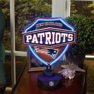  New England Patriots Neon Shield Table Lamp: Sports 