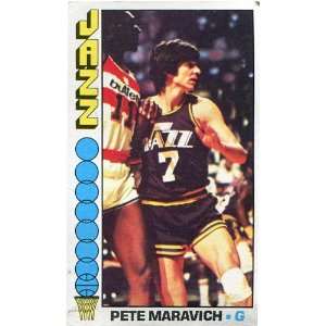  Pete Maravich 1976 77 Topps Card: Sports & Outdoors