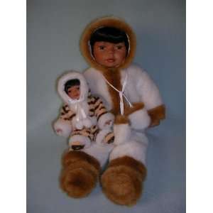   : American Indian Mother and Baby Porcelain Dolls Masak: Toys & Games