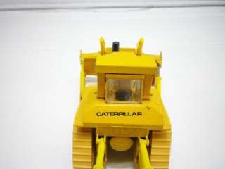 Conrad #285 1 50 scale Die Cast Cat Caterpillar D10 Dozer Scraper http 