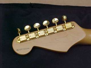 1997 Fender MIM Players Stratocaster Black W Tortoise Guard Gold 