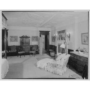  Photo Mrs. Louis Brugiere, Wakehurst, residence in Newport 