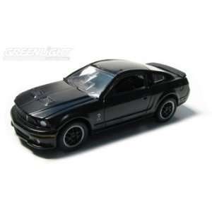   Black Bandit   2007 Shelby GT500   Series 2 (1/64 Scale): Toys & Games
