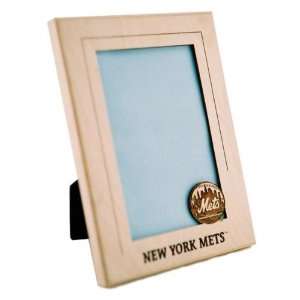  New York Mets 5x7 Vertical Wood Picture Frame: Sports 