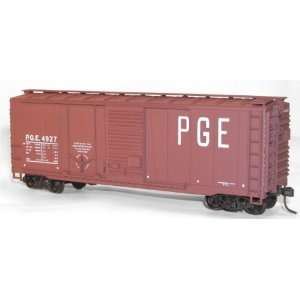  ACCURAIL HO 40 CD BOXCAR PGE KIT Toys & Games