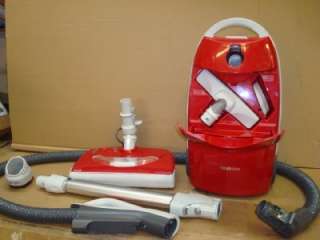 Kenmore Progressive Canister Vacuum Cleaner.Red 21714  