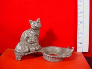 CATS KITTENS SITTING HAPPY (DAMAGE) Vintage Pewter Lead Miniature 