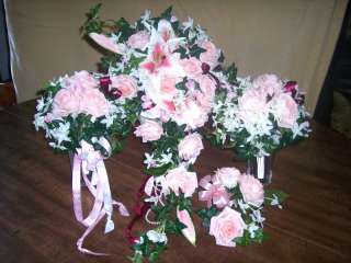 Stargazer Lily 5 piece wedding bouquet set   EUC  