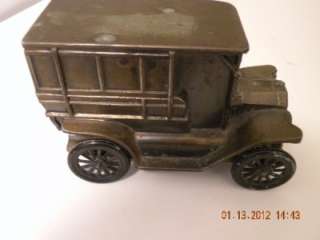 VINTAGE BANTHRICO METAL CARS BANKS MADE IN USA CHICAGO  