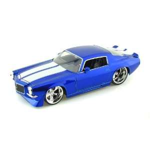  1971 Chevy Camaro 1/24 Blue/White: Toys & Games