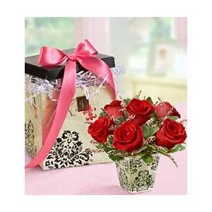     Candlelight Night in Paris   Red Roses with Keepsake Gift Box