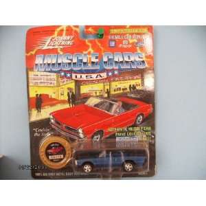   Fire) Johnny Lightning Muscle Car Limited Edition 