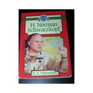  H. NORMAN SCHWARZKOPF (Changing Our World) (9780553159677 