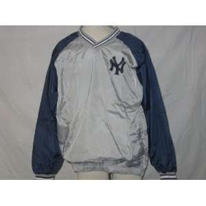  NEW YORK YANKEES Lightweight Pullover Jacket  LARGE 