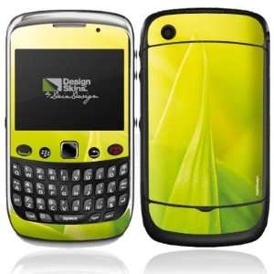  Design Skins for Blackberry 3G Curve 9300   Green Leave Design 