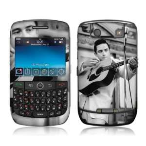 Music Skins MS JC30015 BlackBerry Curve  8900  Johnny Cash  Guitar 