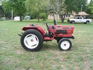1983 International 254 Compact Tractor  