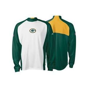 Green Bay Packers NFL Logo Play Dry Mock Turtle Neck:  