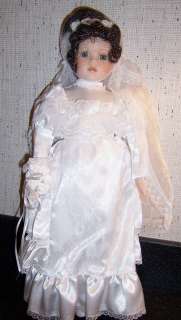 Heritage Signature Collection 16 in Porcelain Wedding Doll Cathy  mint 