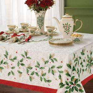 Lenox Holiday Christmas Tablecloth Holly Berry Jacquard Print NeW 