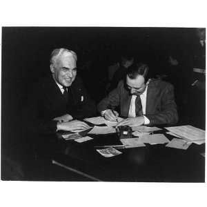  Paul V McNutt,registers Selective Service Act,Woodrow 