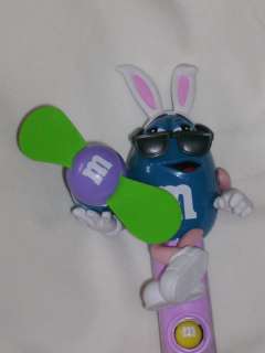 BLUE EASTER M&M CANDY FAN BATTERY OPERATED (INCLUDED)  
