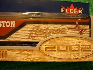   in team colors. MLB Fleer licensed product by White Rose Collectibles