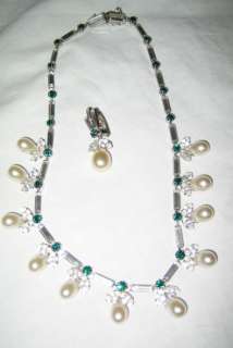 VINTAGE green white rhinestone choker necklace pearl  