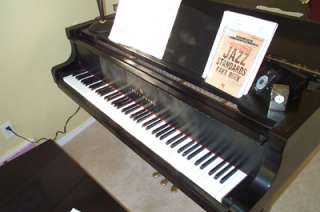   More Details about  Young Chang G157 Baby Grand Piano Return to top